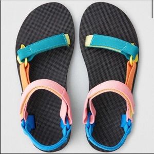 TEVA Universal sandals - rainbow!